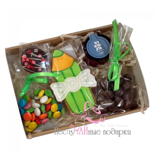 Детский #2 сладкий набор в крафт-коробочке (Карандаш пряник+драже, шоколад, мёд)