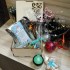 Новогодний #4 подарочный набор с чаем и сладостями в квадратной деревянной шкатулке - фото 3