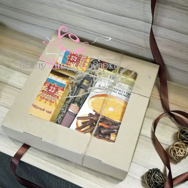 Мужской #8 mini подарочный набор с чаем/кофе и шоколадом в крафт-коробке 20*20 см